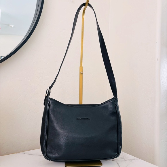 Balenciaga Black Leather Women’s Shoulder Bag Luxury Designer - Picture 1 of 11
